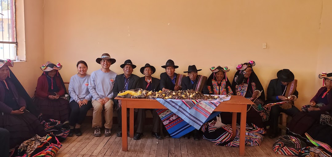 Meeting with community members and leaders in southern Peru